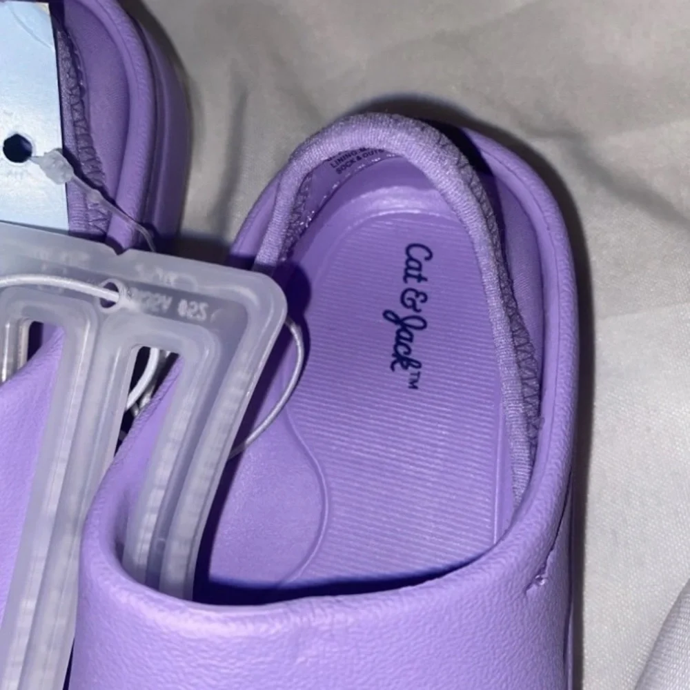 Cat & Jack Kids Purple slip on Shoes toddler size 7